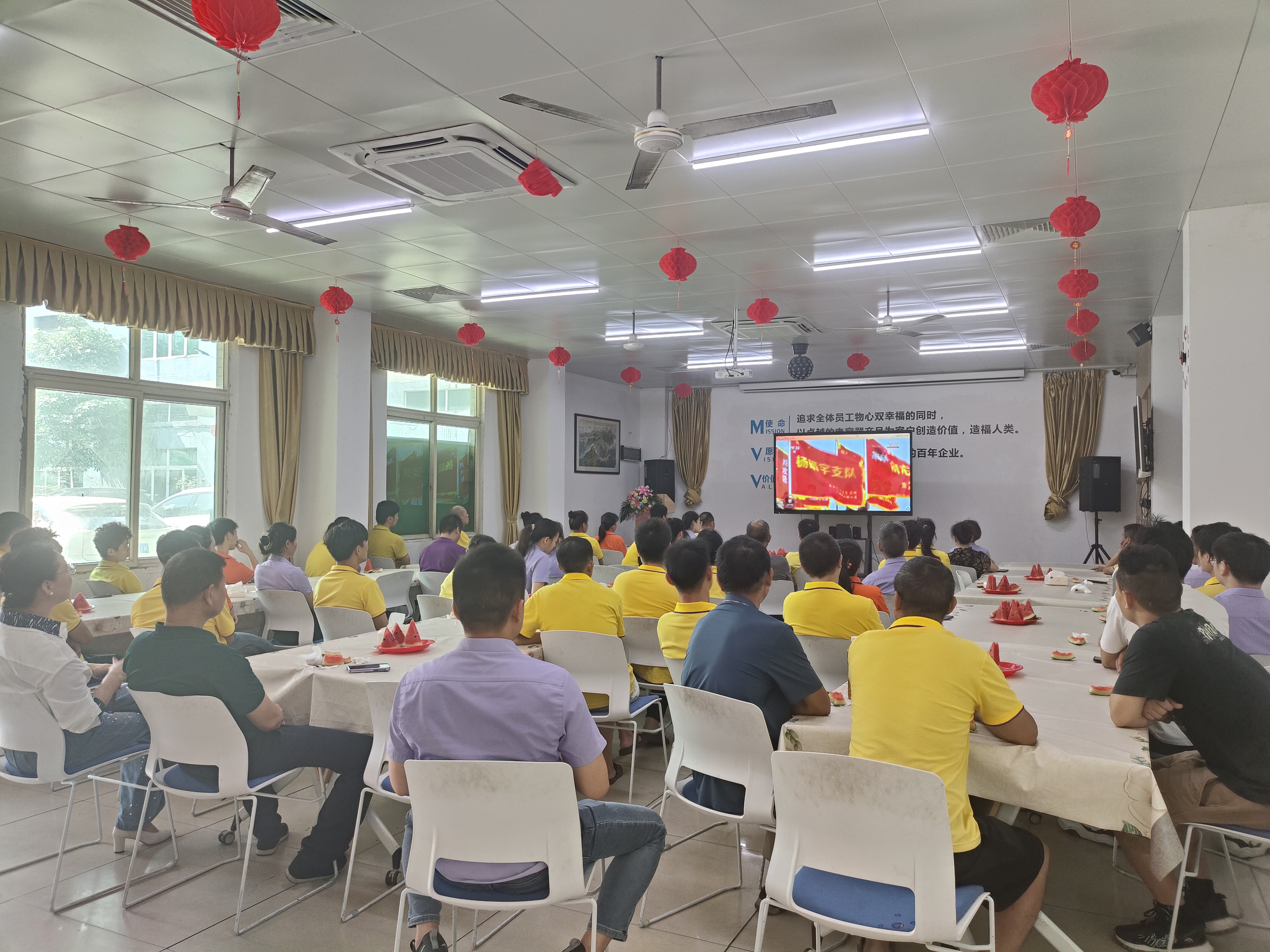 2546b25607f4ae5b6b1006bfdb6d310